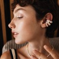 Earcuff με μαργαριτάρια  Προιόντα